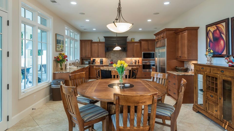What a Great Kitchen to Gather Around