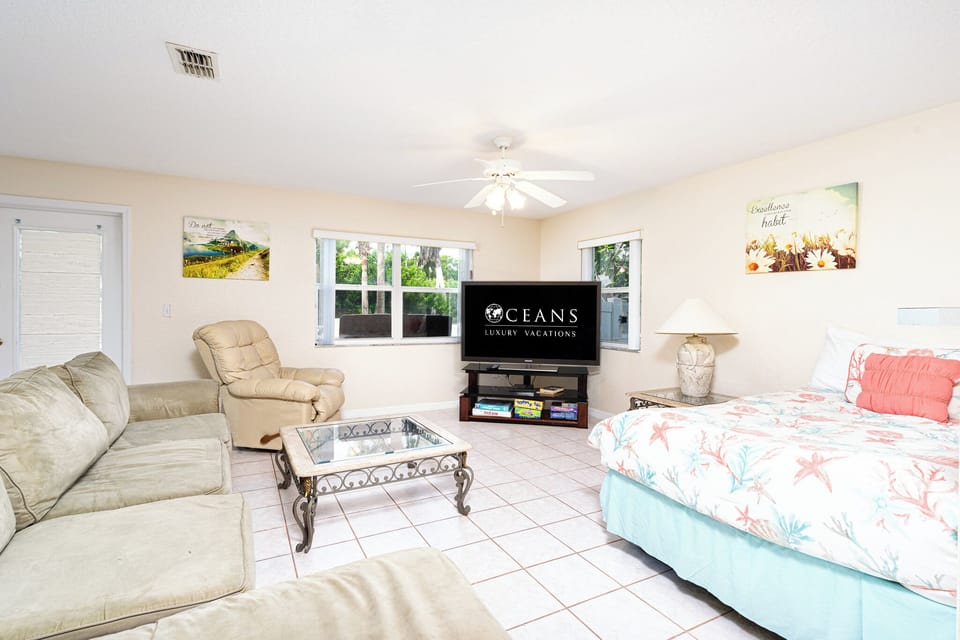 Ground Floor Guest bedroom 3