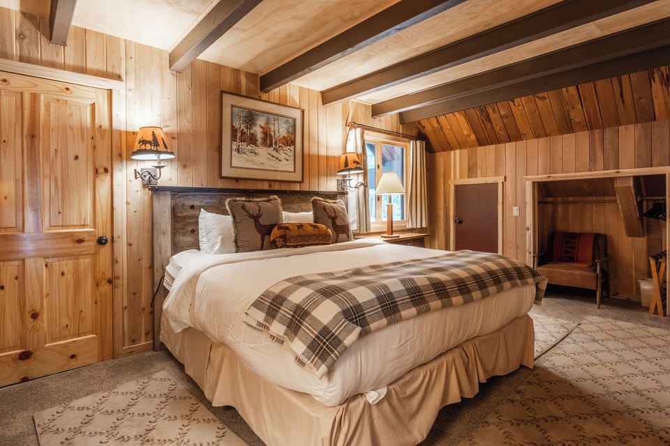 Chalet 9 downstairs bedroom 2