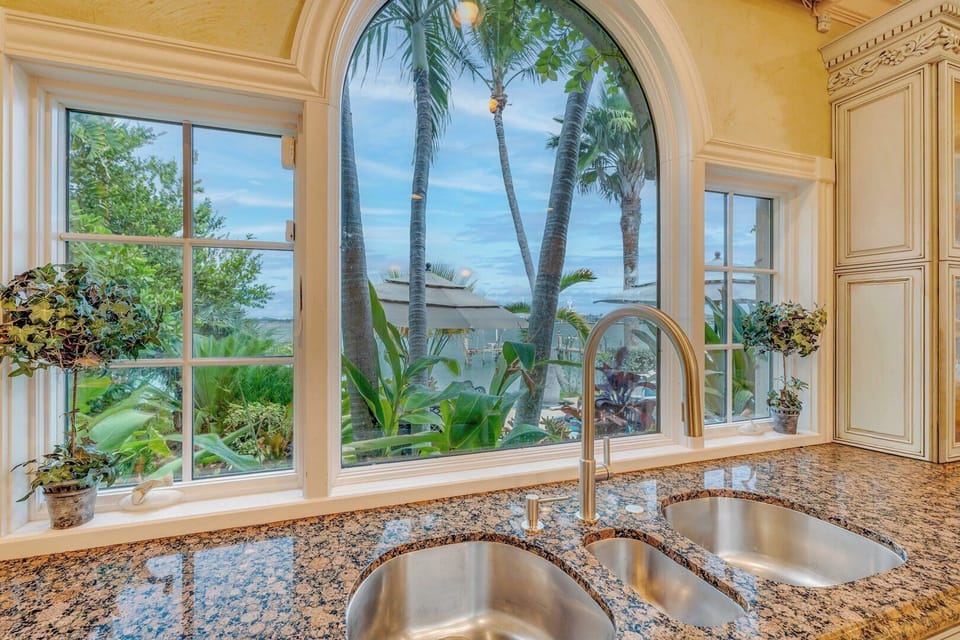 Kitchen view 3