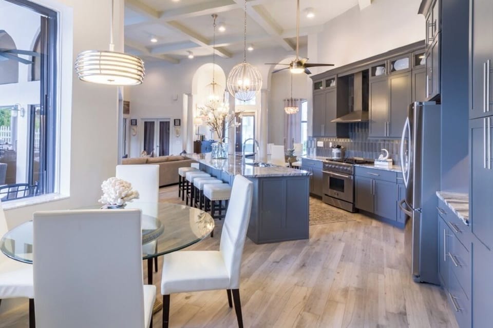 Kitchen Nook 1