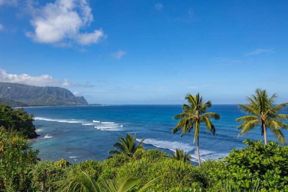 View of Ocean from Pali Ke Kua Grounds