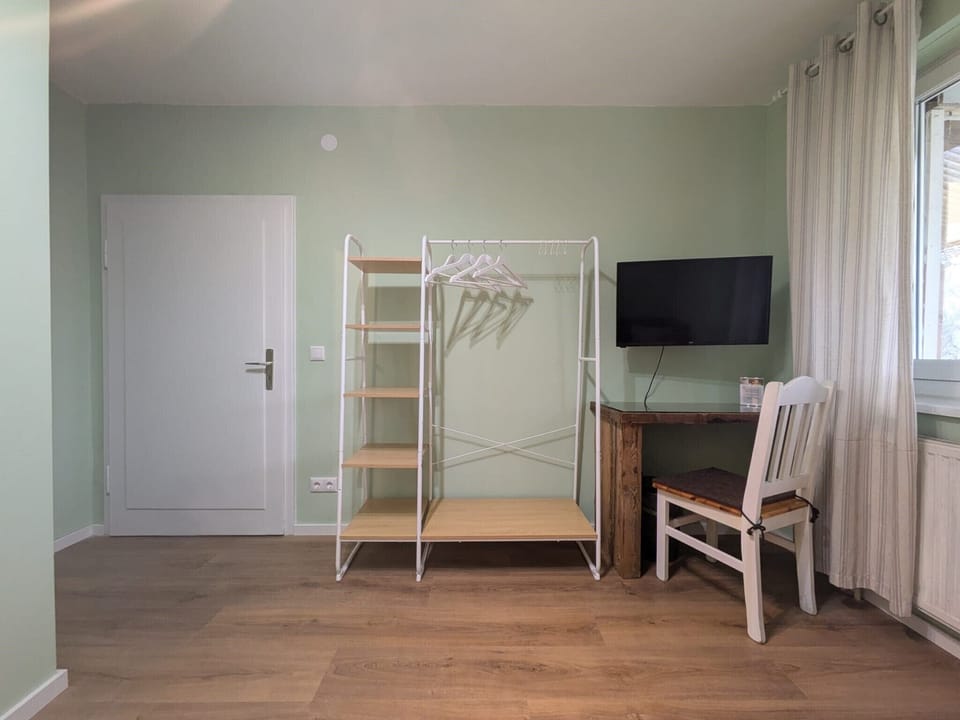 Standard Single Room | Desk, free WiFi, bed sheets