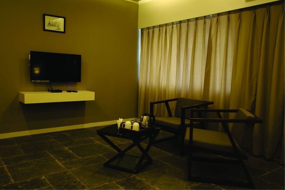 TV