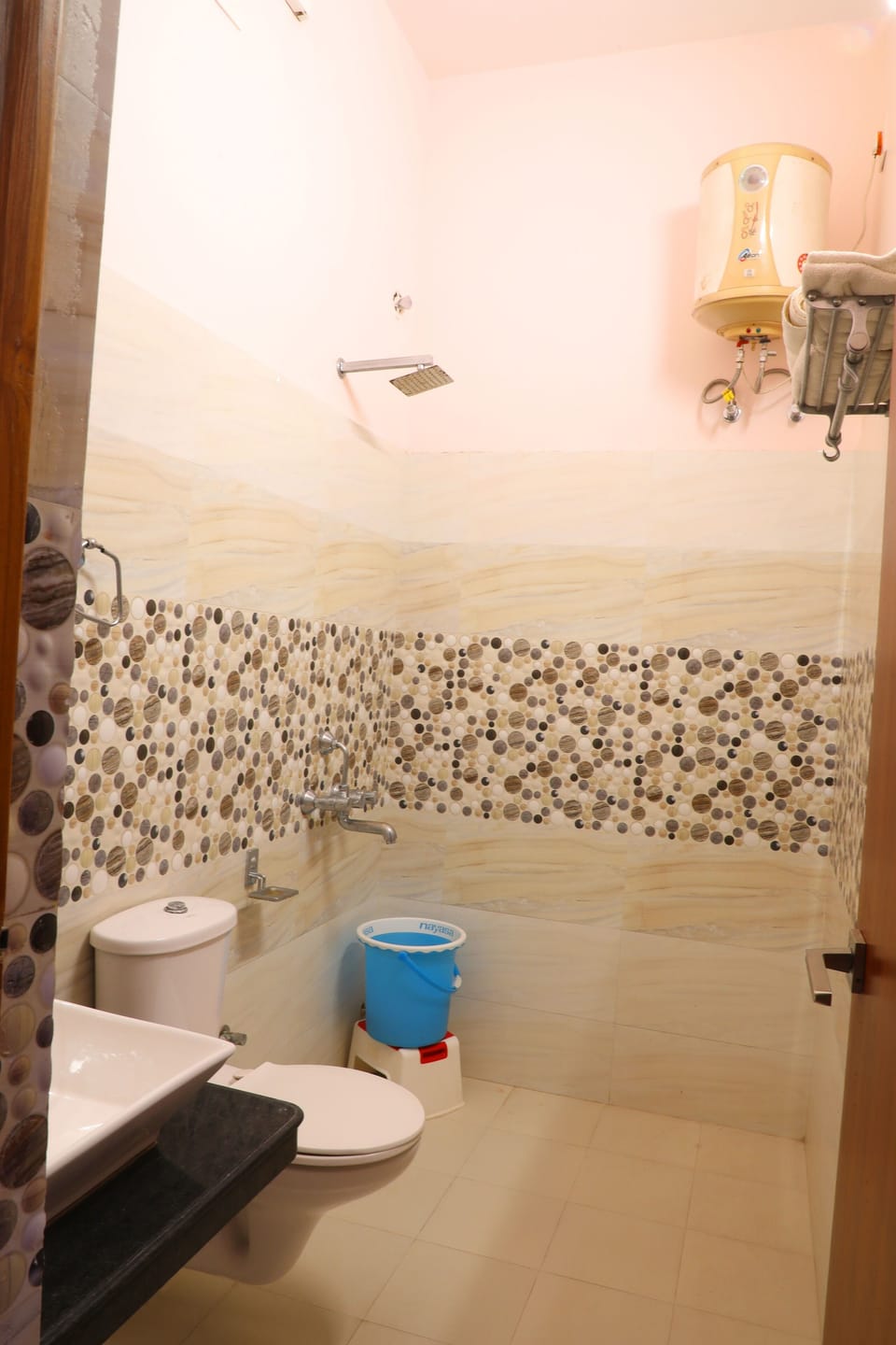 Shower, rainfall showerhead, free toiletries, children's robes