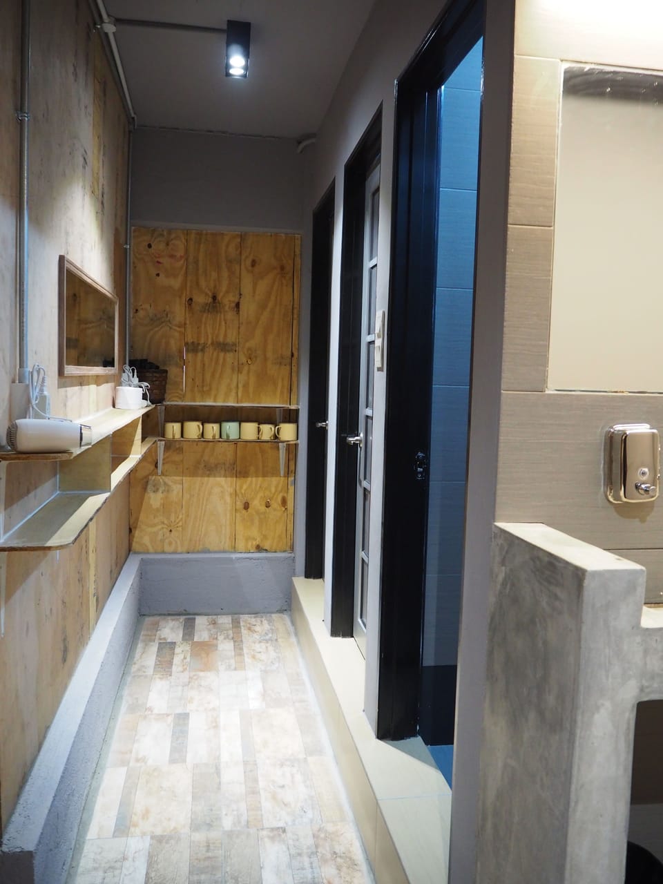 Basic Shared Dormitory, Mixed Dorm | Bathroom | Shower, towels