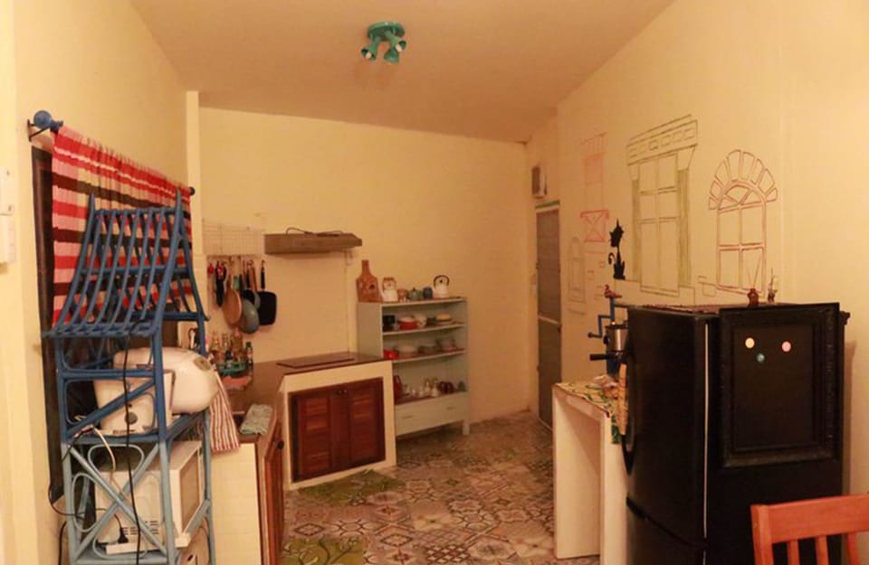 2 Bedroom House | Private kitchen | Fridge, microwave, stovetop, coffee/tea maker
