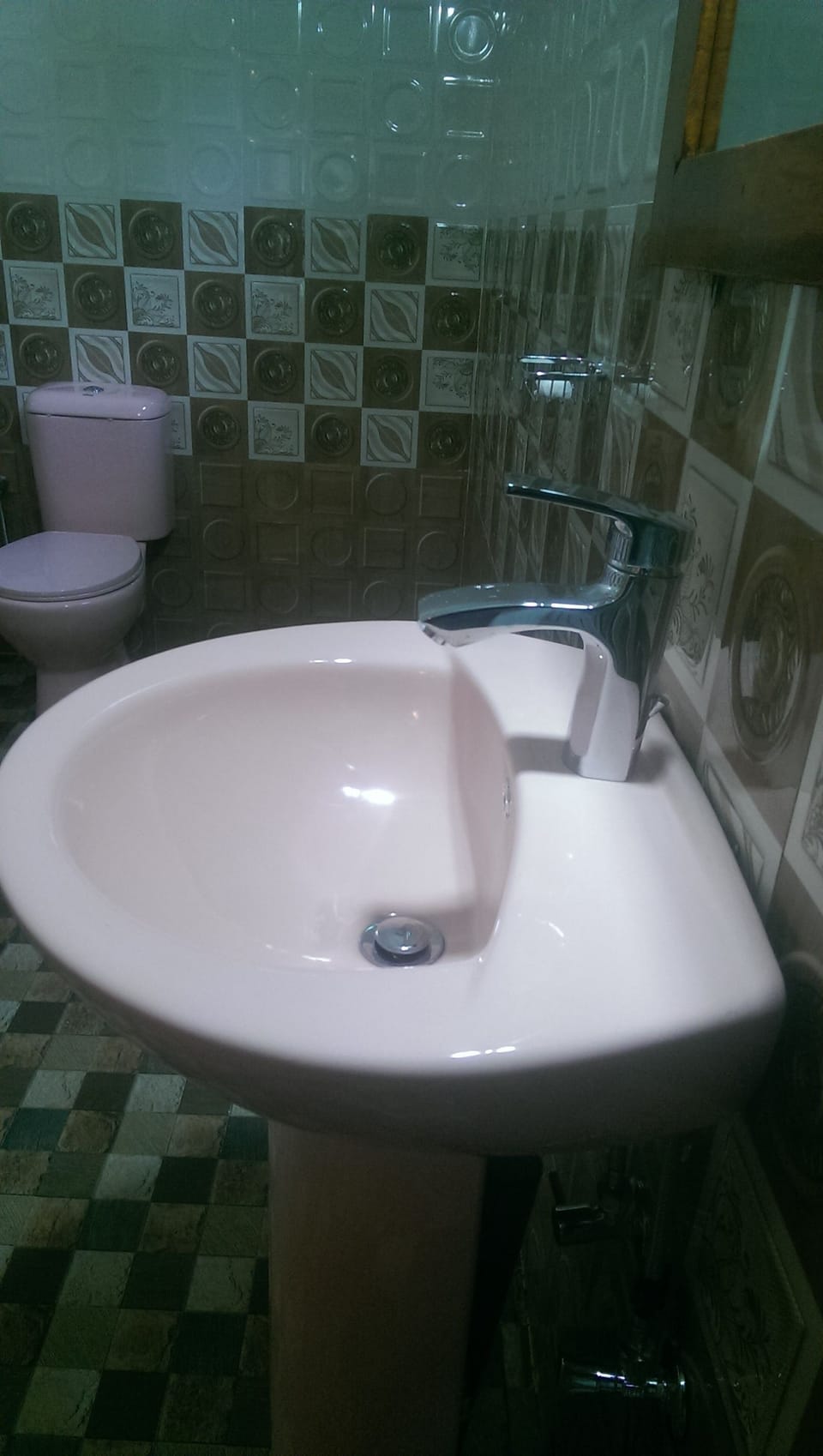 Basic Double Room Single Use, Balcony, Garden View | Bathroom sink