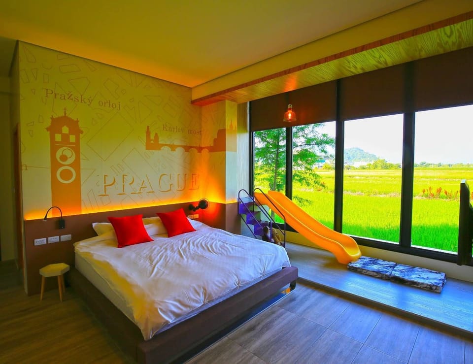 Comfort Double Room | Down comforters, rollaway beds, free WiFi, bed sheets