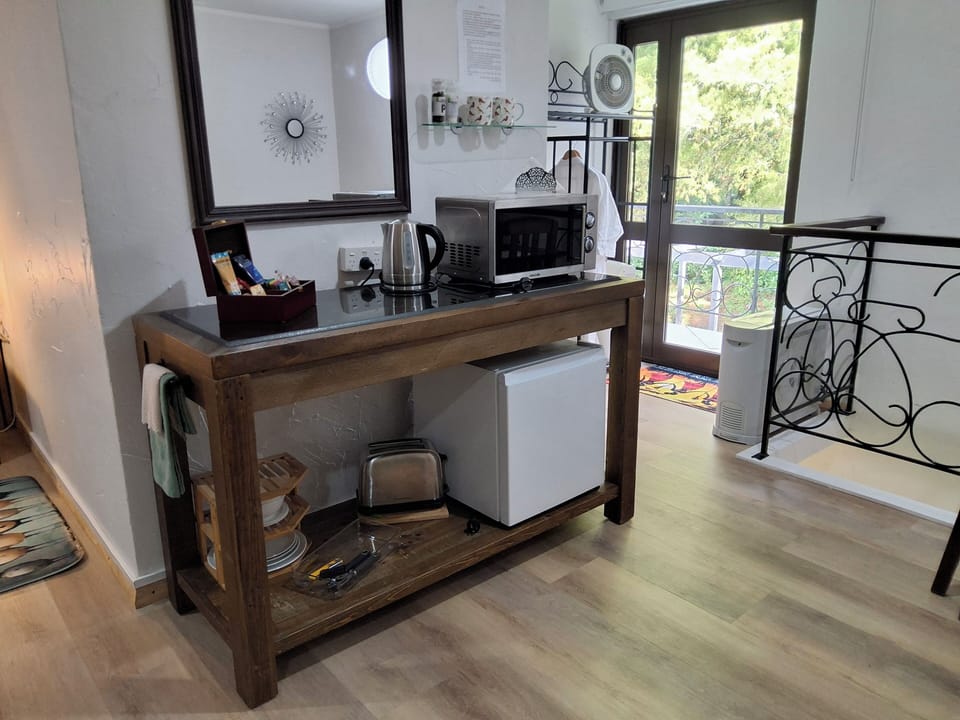 Luxury Room, Fireplace, Garden View (Tree Tops) | Premium bedding, minibar, individually decorated, individually furnished