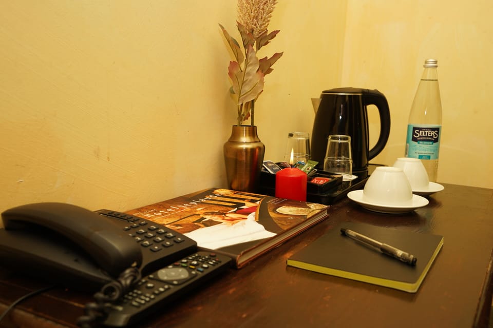 Standard Double Room | Hypo-allergenic bedding available, pillowtop beds, minibar, in-room safe