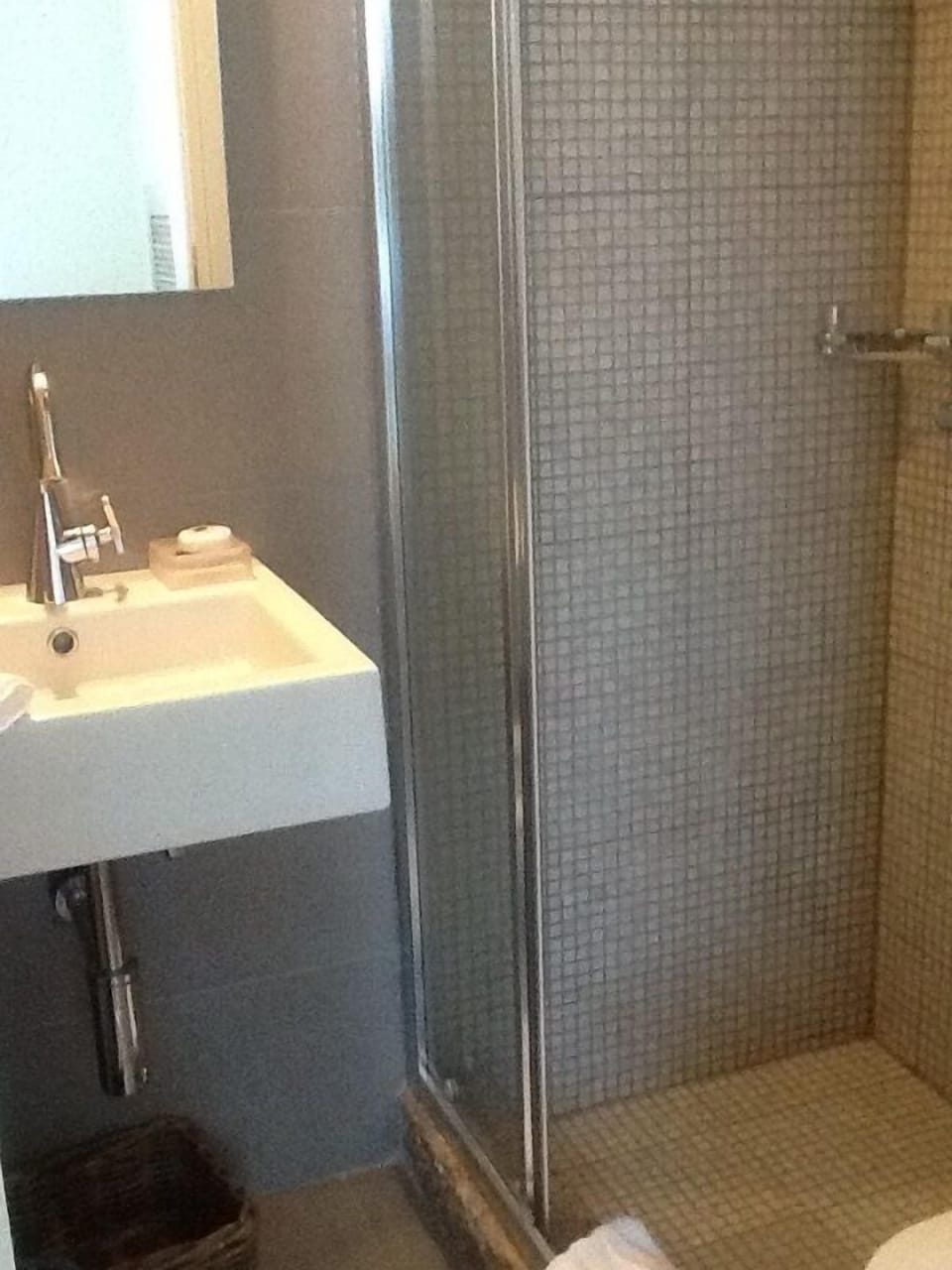 House, 2 Bedrooms, Fireplace | Bathroom | Shower, free toiletries, hair dryer, towels