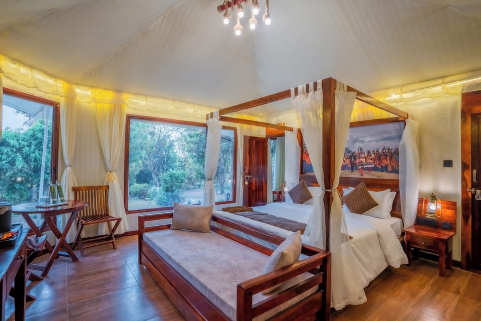 Grand Room, 2 Bedrooms | Minibar, iron/ironing board, free WiFi, bed sheets