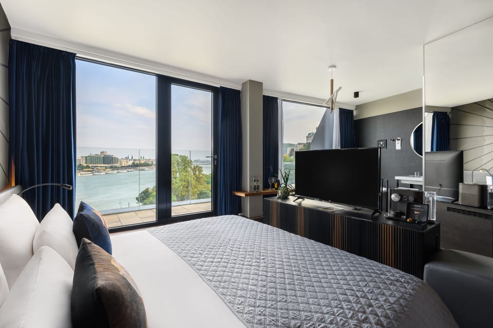Danube Top Floor Studio - Seventh Heaven | Water view