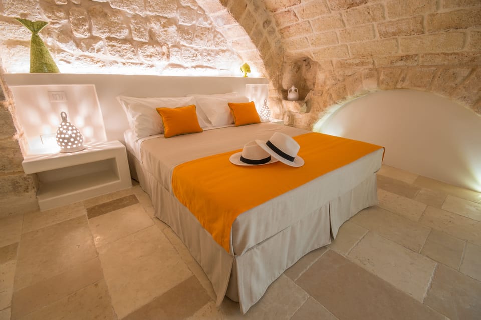 Junior Suite, Multiple Beds | Minibar, in-room safe, desk, iron/ironing board