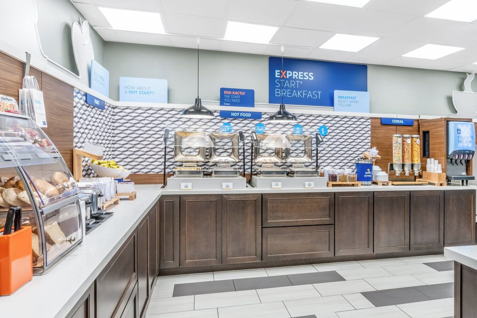 Free daily self-serve breakfast
