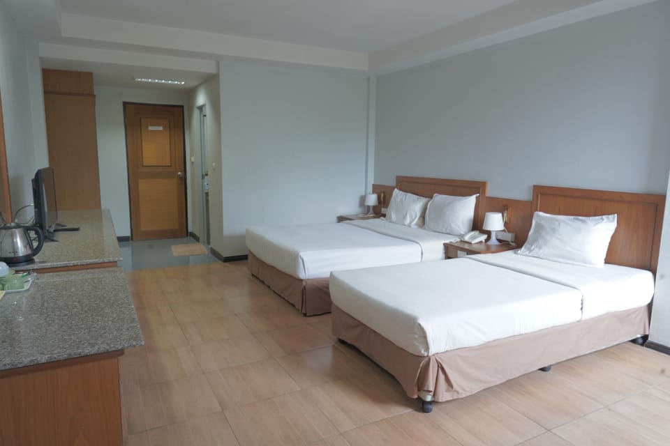 Standard Triple Room | Free WiFi