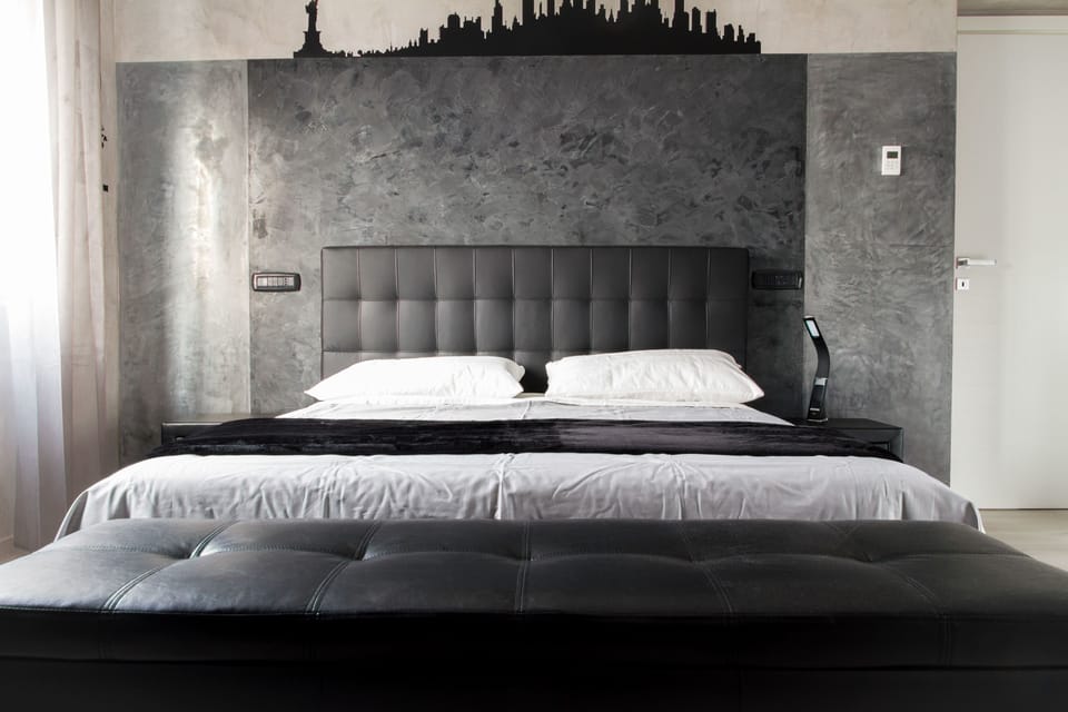 Luxury Suite, 1 Bedroom, Balcony, Tower | Minibar, in-room safe, laptop workspace, WiFi (free)