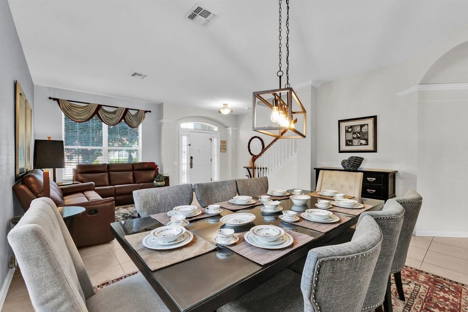 Dining Room (Angle)