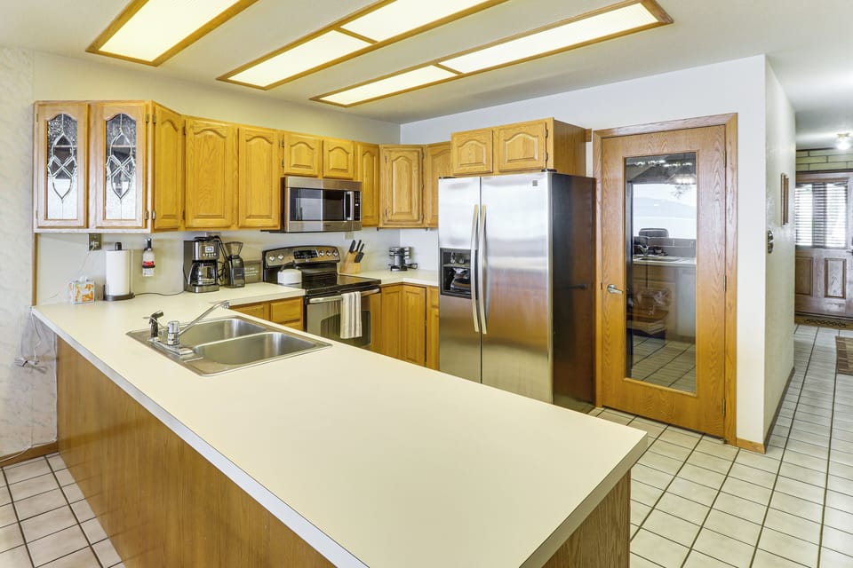 Kitchen | Cooking Basics | Drip Coffee Maker | Knife Set