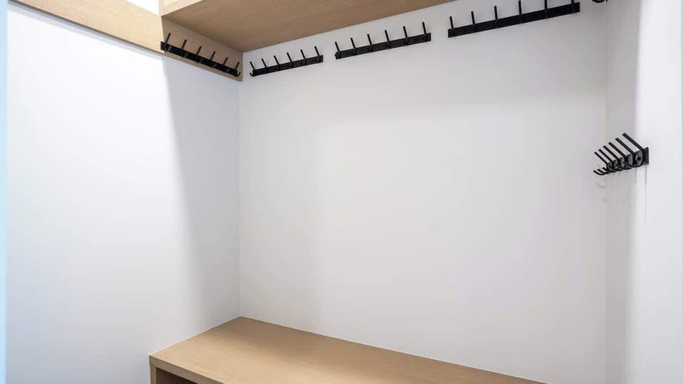 Mudroom/Entrance closet