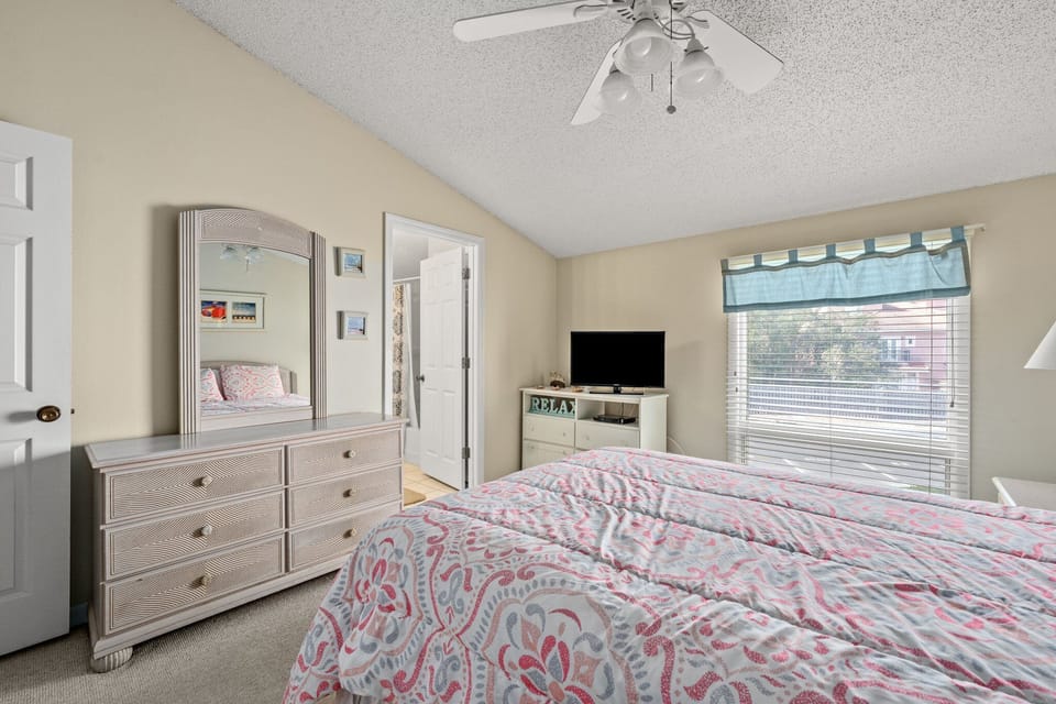 19-web-or-mls-22400-front-beach-rd-21