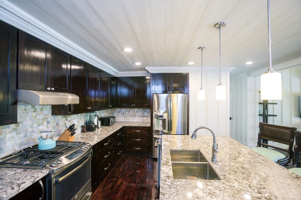 gourmet kitchen fully stocked.