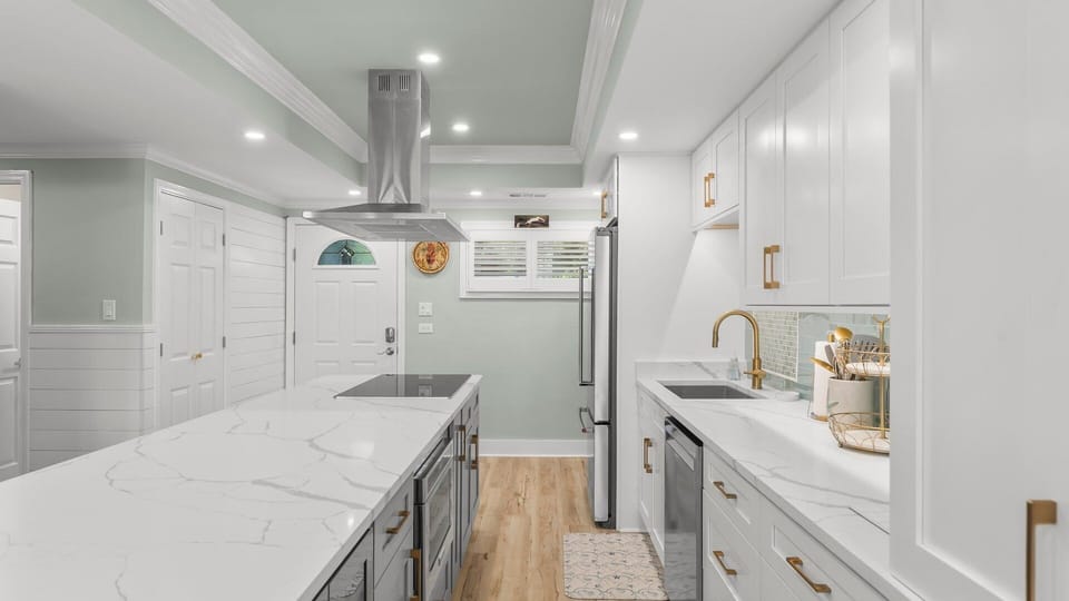 6-custom-22400FrontBeachRd53-16
