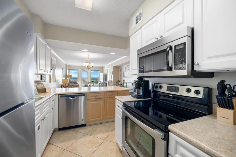 Boardwalk 184 Fully Equipped Kitchen
