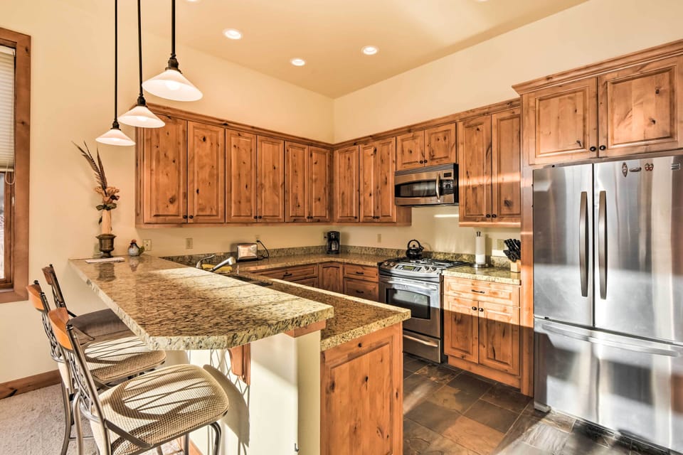 Kitchen | Bar Seating | Cooking Basics