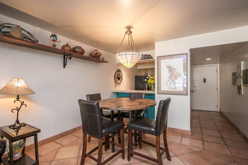 Copper Dining Table
Seats 4-6