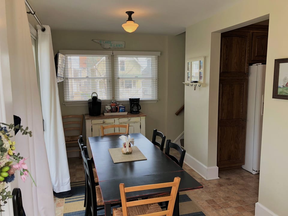 Updated kitchen nook with TV