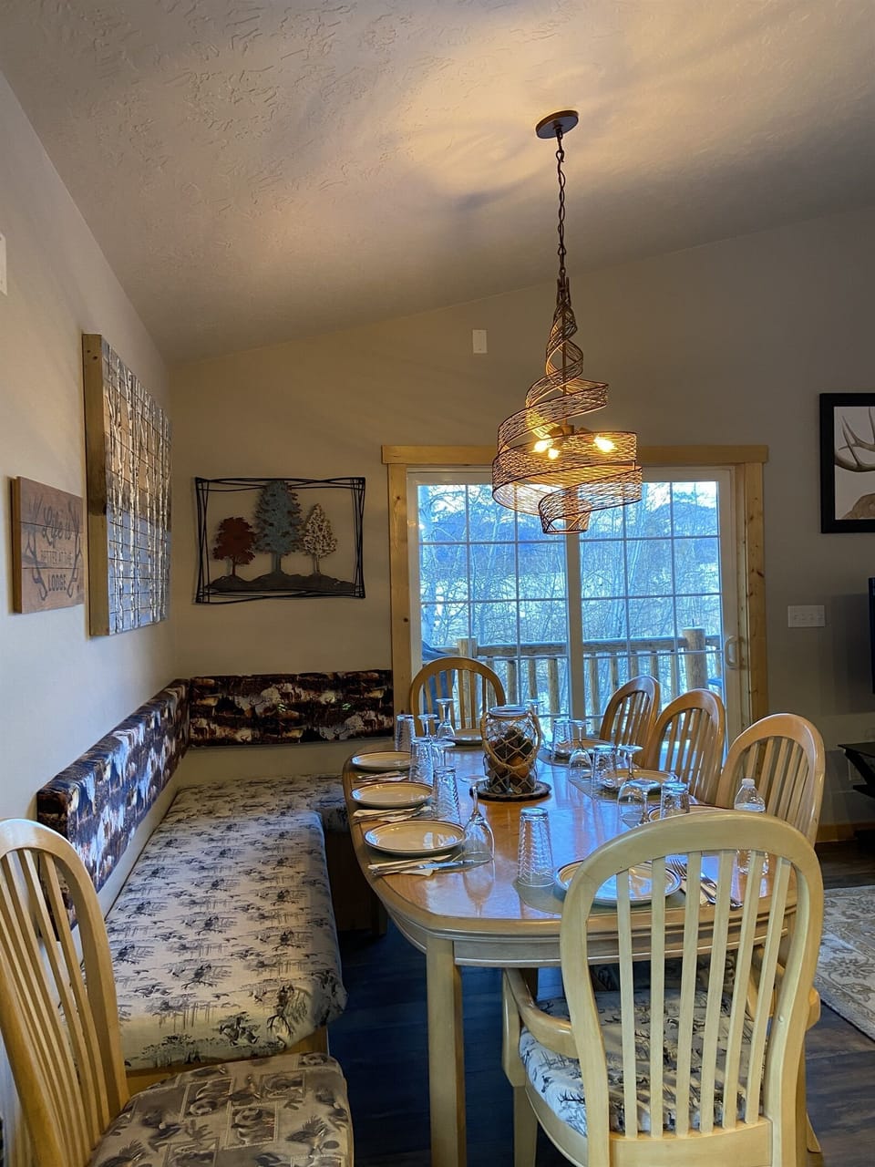 Dining Room - Main Floor