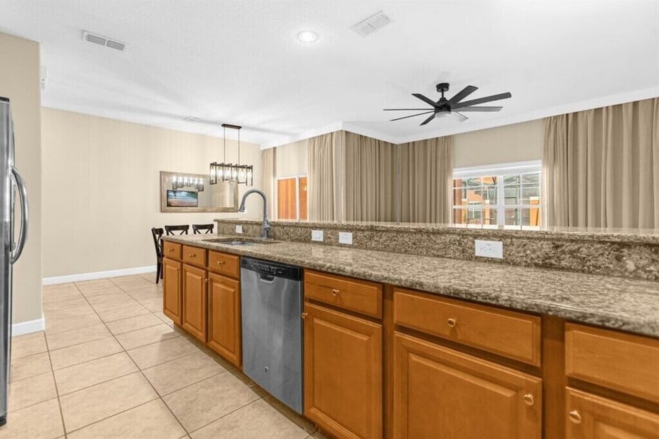 8925BismarckPalmRoad(7)