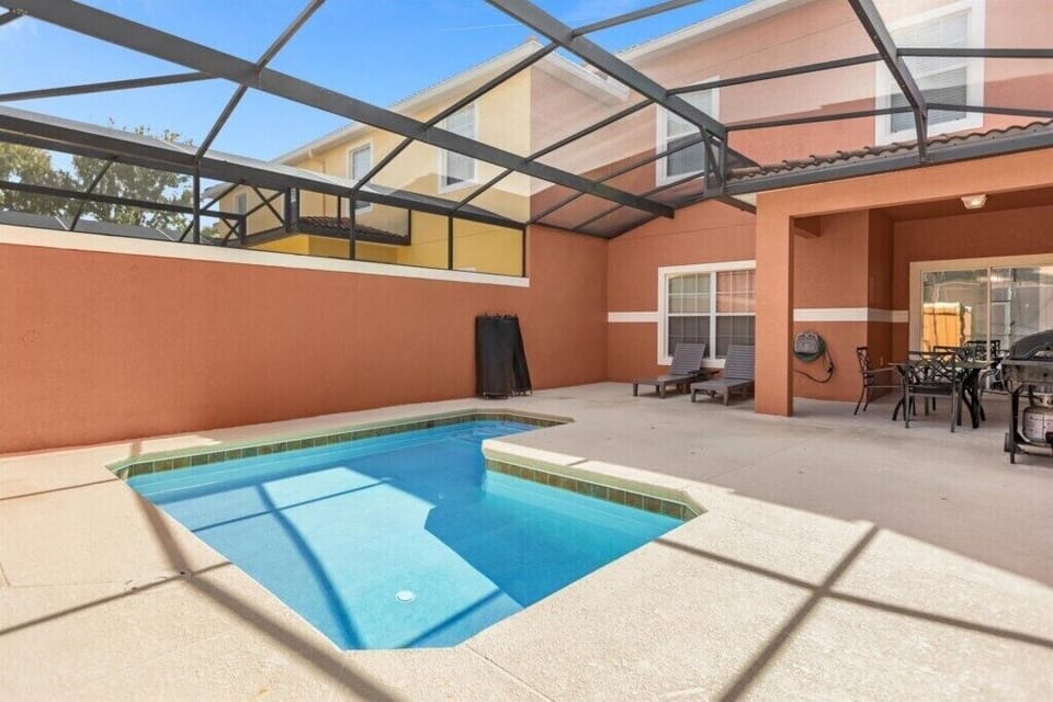 8925BismarckPalmRoad(23)