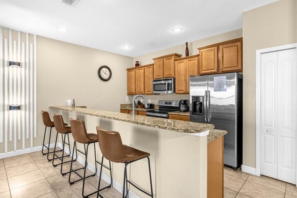 8925BismarckPalmRoad(6)