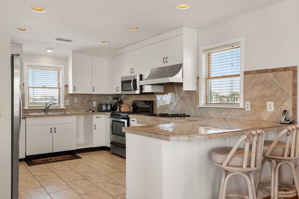 WH278: Far Far Away | Top Level Kitchen