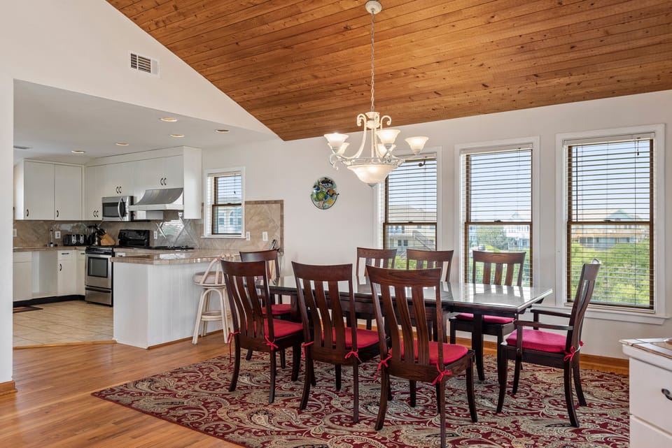 WH278: Far Far Away | Top Level Dining Area