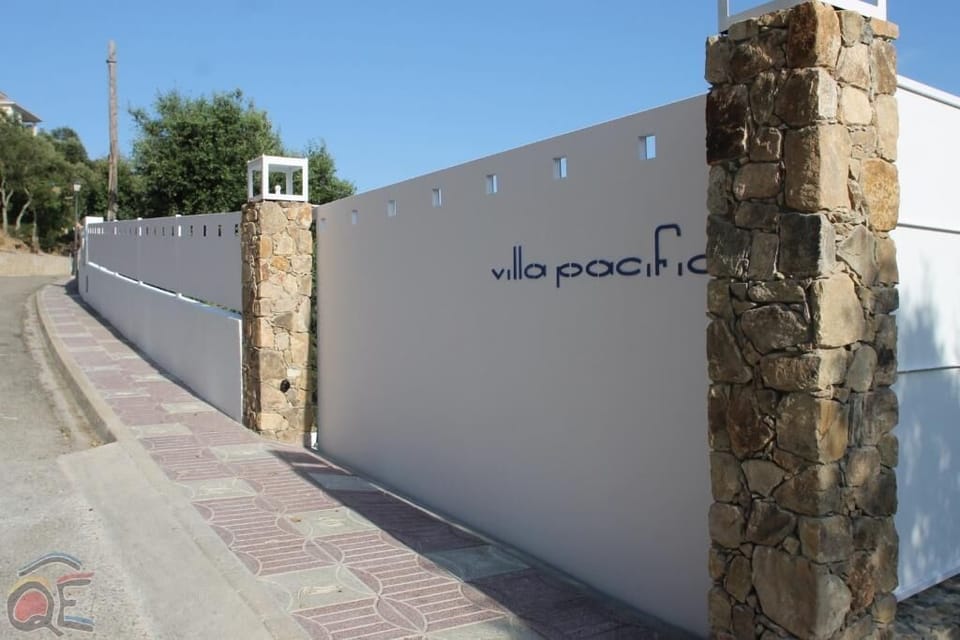 Villa Pacifica - 8