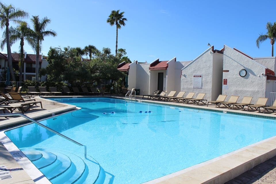 Largest pool (heated)on the island
