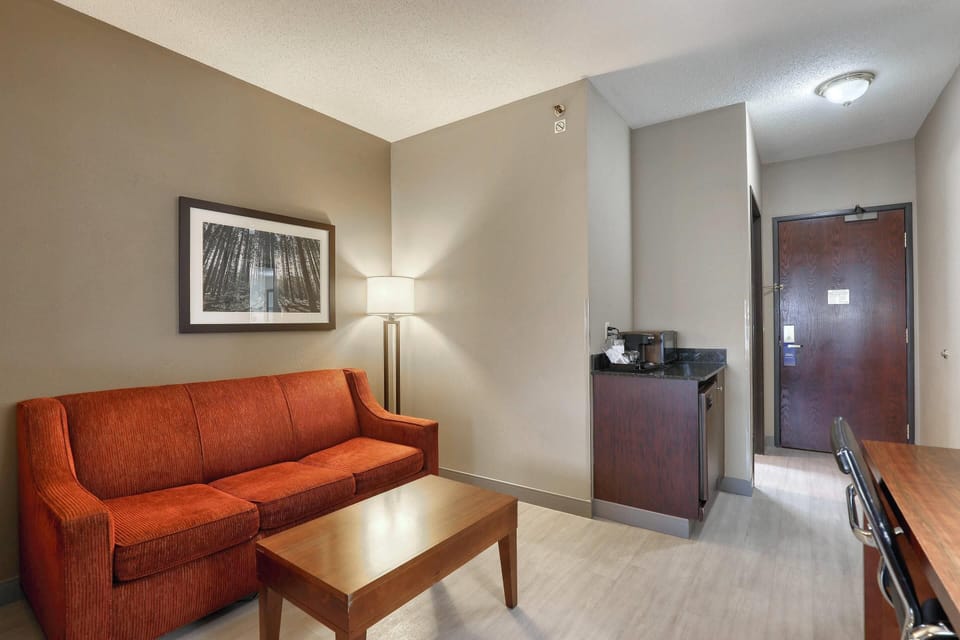 In-room safe, iron/ironing board, free WiFi, bed sheets