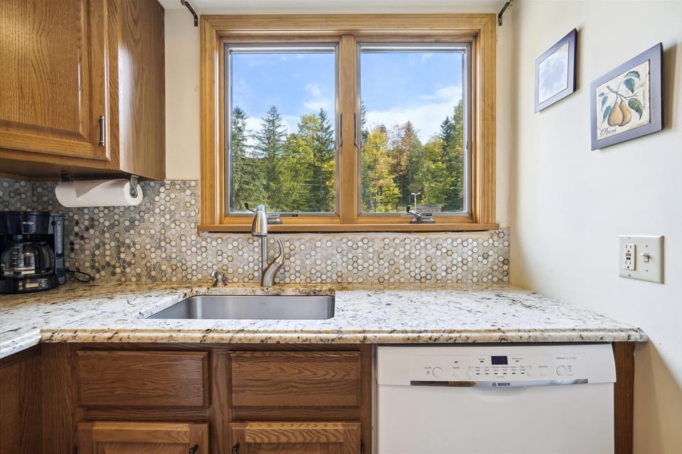A dishwasher to make cleanup a breeze!