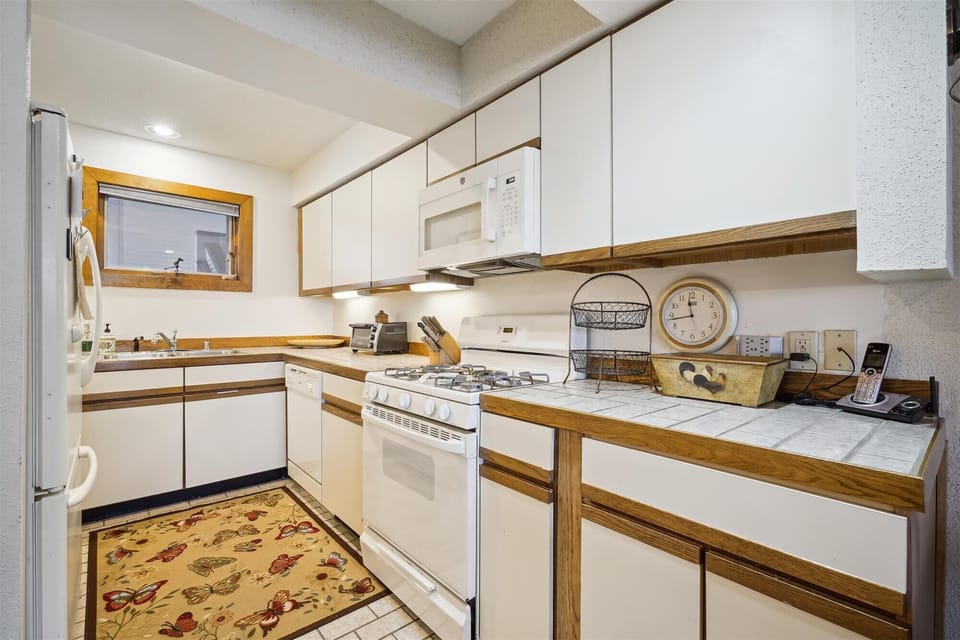 Plenty of counter space to prepare some great meals.
