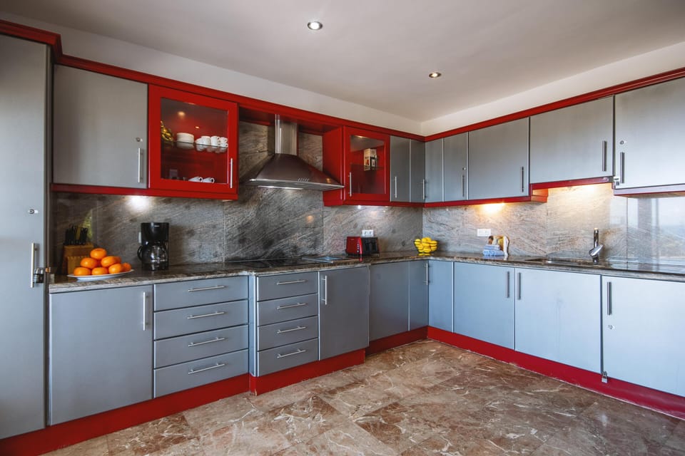 Open kitchen
