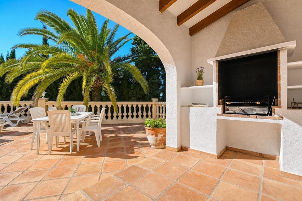 Outdoor dining area