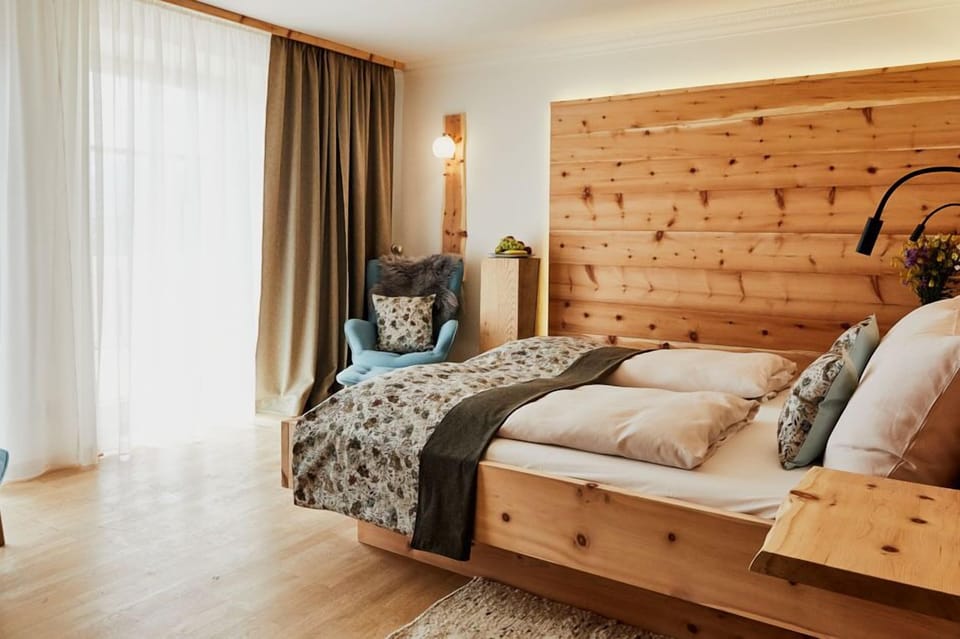 Double Room, Balcony (Zirbe) | Premium bedding, minibar, in-room safe, desk
