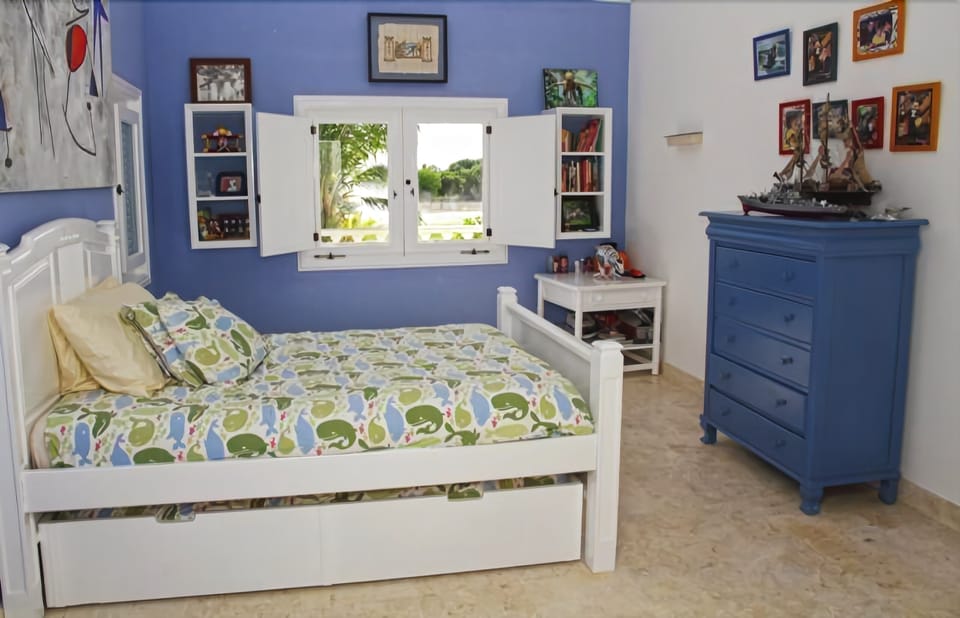 Villa | 4 bedrooms, in-room safe, iron/ironing board, free WiFi