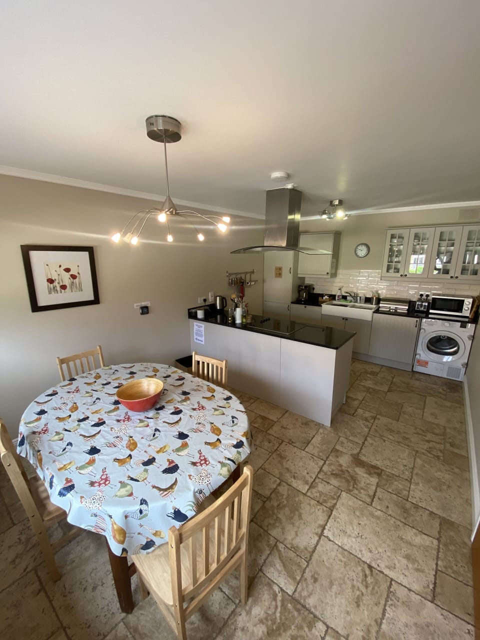 Kitchen Dining Room in The Hen House at Decoy Country Cottages