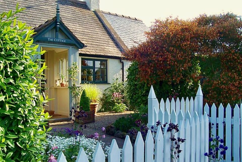 The Cottage - front entrance