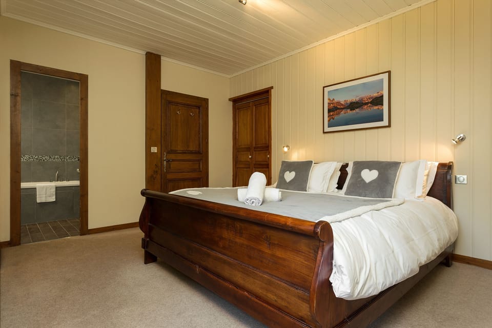 Master Bedroom with En Suite